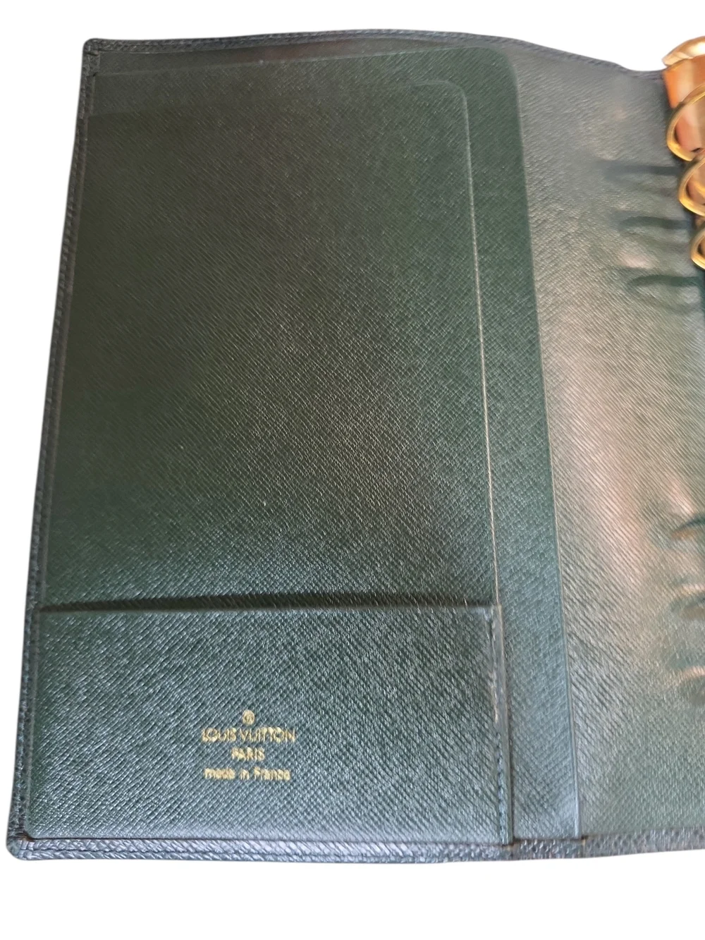 Louis Vuitton elegant louis